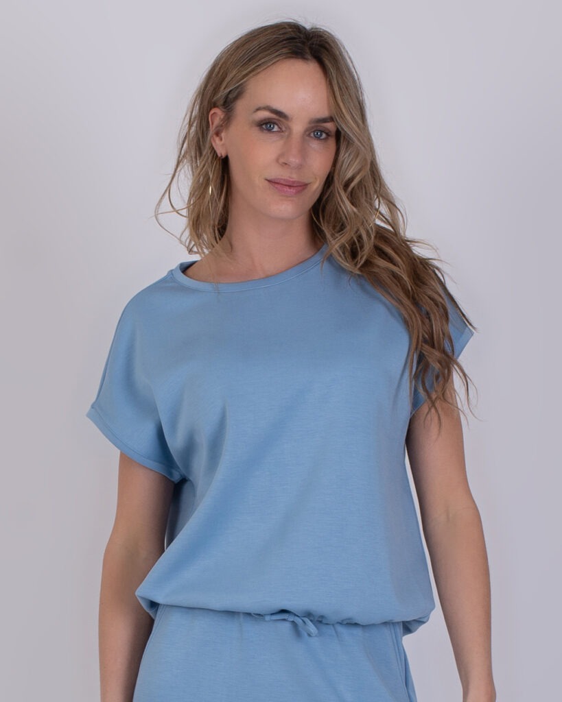 Dames viscose cupro t-shirt in soft blue met koord - UMEA 