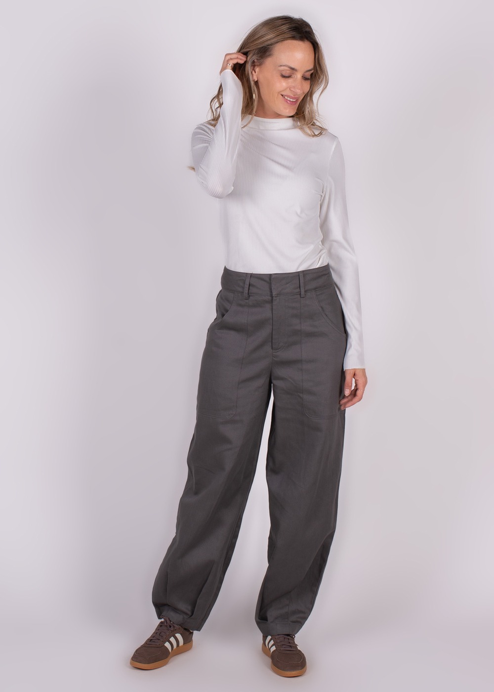 Sevilla turtleneck off white